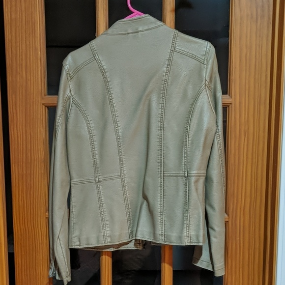 jacket - Picture 3 of 6